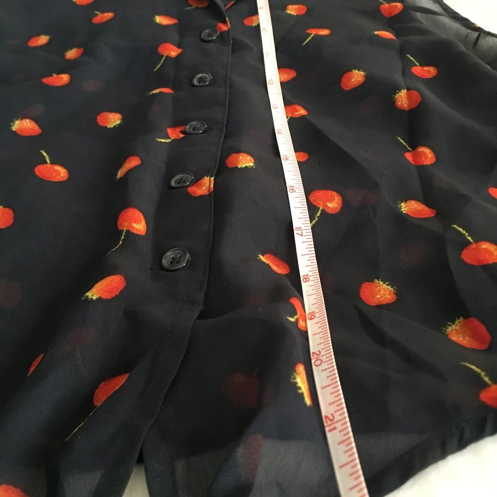 strawberry patterned button down - Picture 4 of 5